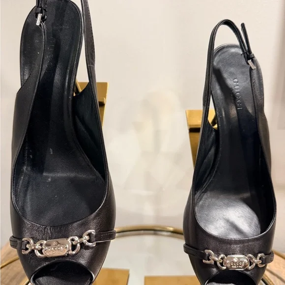 Gucci Black Leather Slingback Pumps with Silver Chain Plaque - Picture 2 of 4